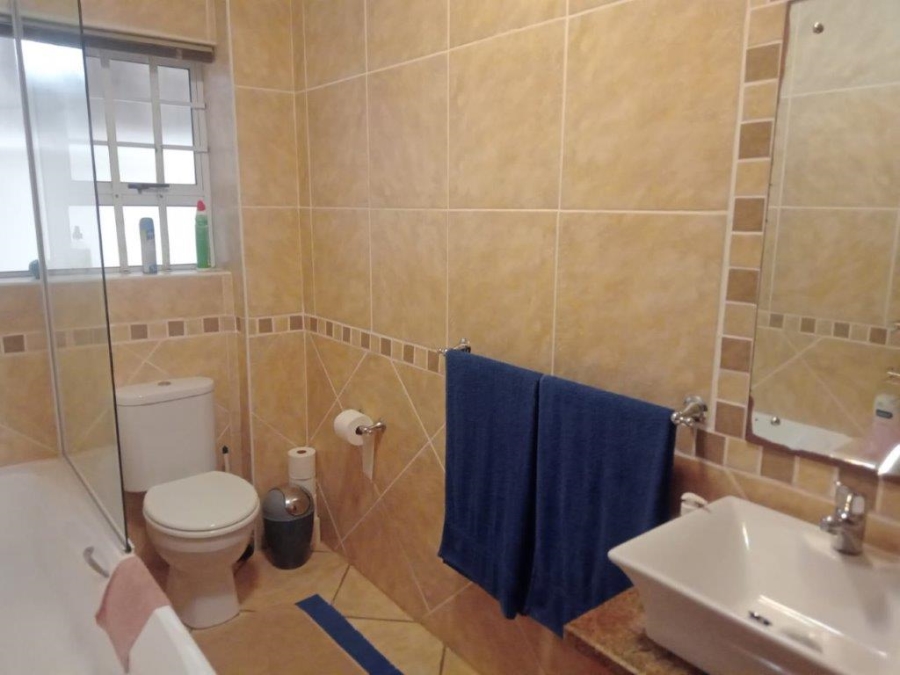 2 Bedroom Property for Sale in Jeffreys Bay Central Eastern Cape